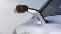 Mobil ini diperkuat dengan motor yang sangat kuat berkekuatan 783 kW atau setara dengan mobil biasa berdaya 1.050 daya kuda.