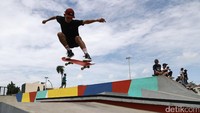 Kini warga dapat menikmati arena skareboard park berstandar internasional.