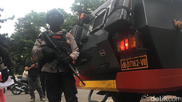 Diangkut Pakai Mobil Gegana, Ini Penampakan Peneror DAAI TV