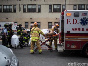 Kecelakaan Kereta Api di New York, Lebih dari 100 Orang Terluka
