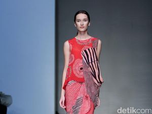 Foto: Koleksi Carmanita di IPMI Trend Show 2017