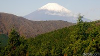 Gunung Fuji adalah gunung api yang masih aktif lho.  (Kurnia/detikTravel)