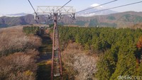 Foto: Selain di Gotemba, Gunung Fuji juga kelihatan dari Hakone. Salah satu tempat untuk menyaksikan view gunung itu adalah dengan naik kereta gantung di kawasan wisata Kawah Owakudani (Kurnia/detikTravel)