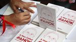 Buku dan Merchandise Ahok Laris Terjual