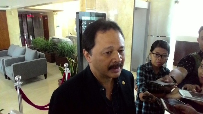 Sambangi Kantor Luhut, Dirut BEI: Beliau Tanya Privatisasi BUMN