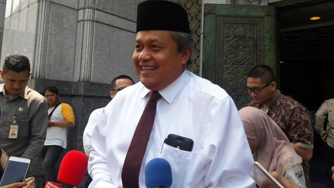 Jokowi Ajukan Perry Warjiyo Sebagai Calon Tunggal Gubernur BI