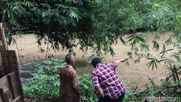 Ahok: Kali Ciliwung yang Ada Batu Cadasnya Tak Boleh Diturap 