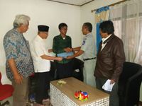 20 Keluarga Korban Terbakarnya KM Zahro Terima Santunan