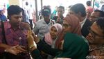 Sri Mulyani Berjilbab di Aceh