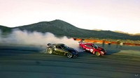 Tuerck melancarkan aksinya ini di Willow Springs Raceway, California, Amerika Serikat. Bersama rekannya yang mengendarai Nissan 370Z Nismo, GT4586 hasil garapannya asyik diajak ngesot.