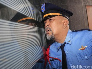 Istri Indro Warkop Meninggal, Tora Sudiro-Asri Welas Tiba di RS