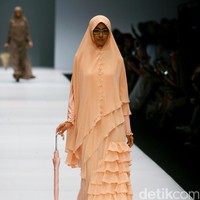 Koleksi terbaru Si.Se.Sa bertajuk Pret-a-PorTea di Jakarta Fashion Week 2017. Senayan City. Jakarta. [Foto: Mohammad Abduh/Wolipop]