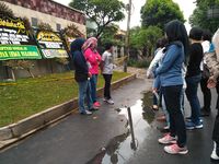 Pra-rekonstruksi, 10 Adegan Diperagakan di Depan Rumah Ir Dodi