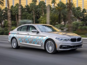 BMW Buat Seri 5 Versi Otonom