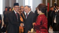 Acara ini dihadiri oleh Gubernur BI Agus Martowardojo, Ketua Otoritas Jasa Keuangan (OJK) Muliaman D Hadad, para deputi Gubernur BI dan sejumlah pelaku jasa keuangan.