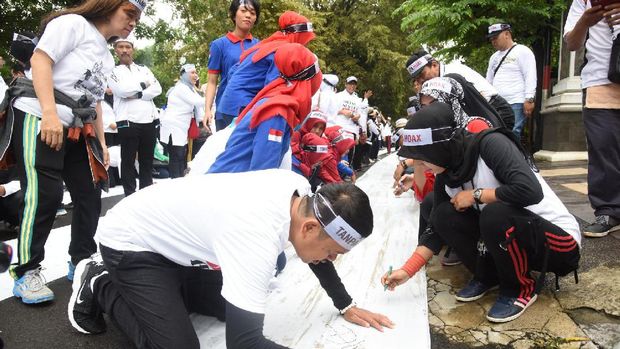 Pemkab Purwakarta Deklarasikan Hidup Sehat Tanpa Hoax