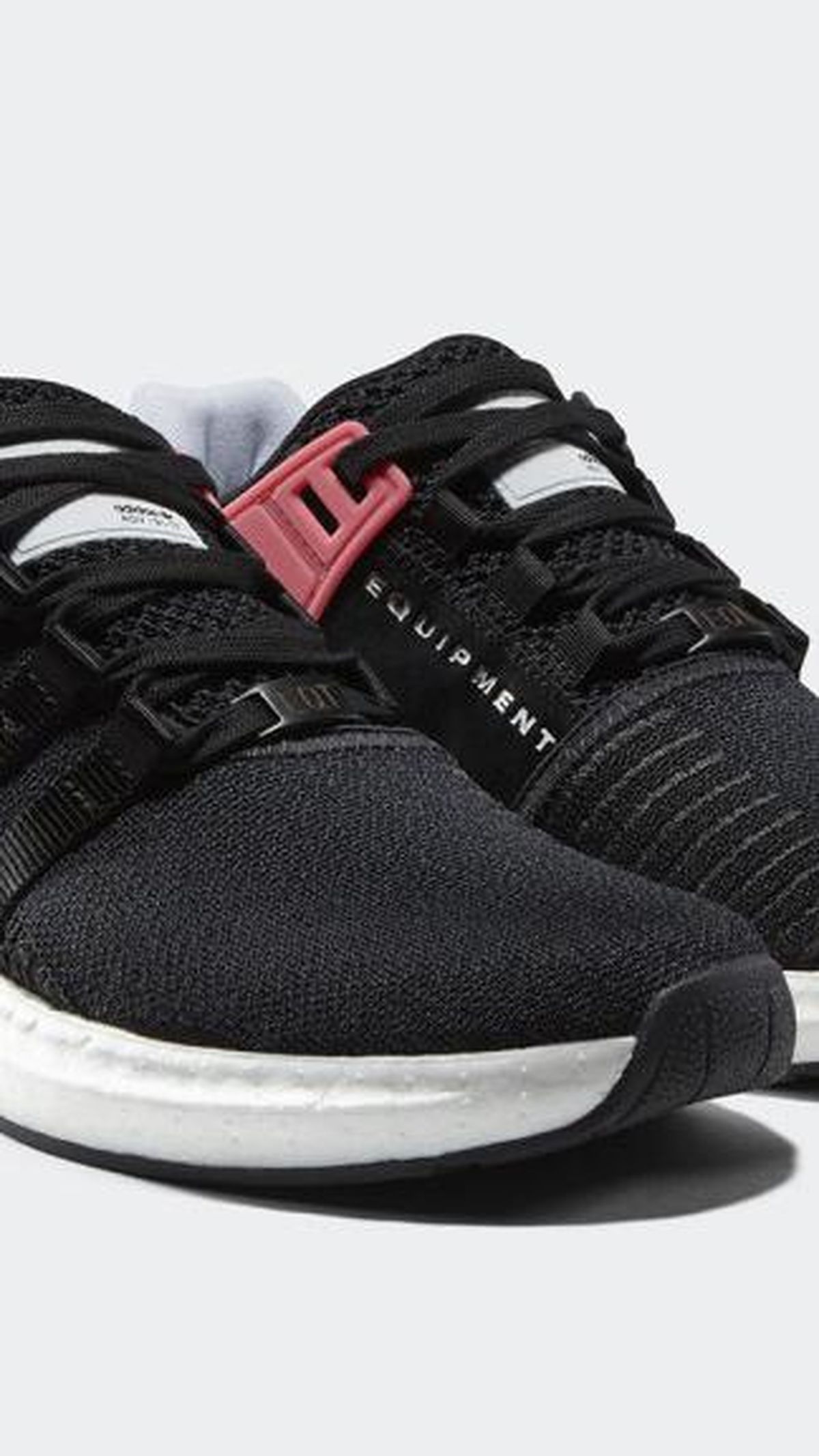 Adidas Prediksi Sneakers Ini yang Selanjutnya Akan Tren di 2017 Adidas Prediksi Sneakers Ini yang Selanjutnya Akan Tren di 2017