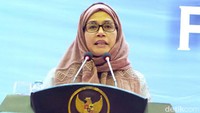 Begini penampilan Sri Mulyani dibalut jilbab coklat.