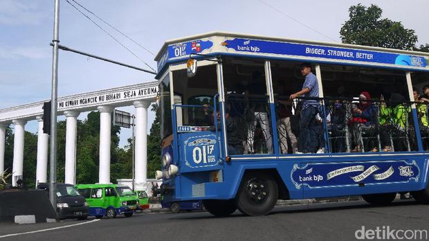 Naik Bus Tingkat Wisata di Bogor, Gratis Lho!
