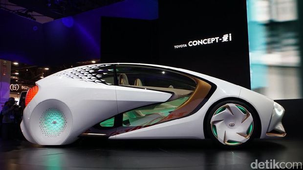 Toyota Concept-i