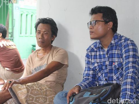 Kepedihan Orang Tua Bonek yang Tewas Akibat Miras Oplosan
