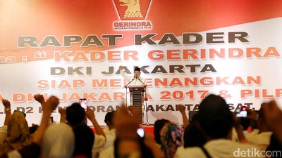 Prabowo Pimpin Rapat Akbar Pemenangan Anies-Sandi