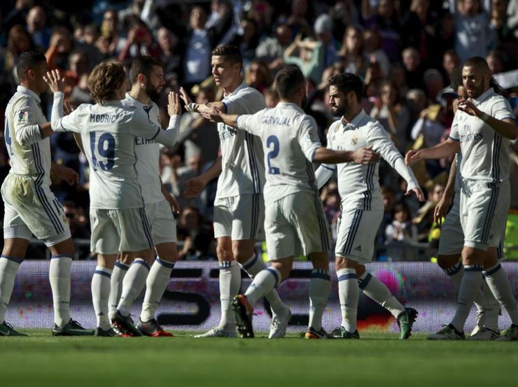 Menjamu Granada, Madrid Pesta Lima Gol Tanpa Balas