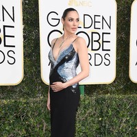Gal Gadot, Annual Golden Globe Awards at The Beverly Hilton Hotel on January 8, 2017 in Beverly Hills, California.  (Photo by Frazer Harrison/Getty Images)