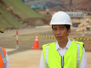 Jokowi Gencar Bangun Infrastruktur, Investasi Luar Jawa Naik 14%