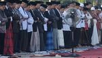 Aneka Gaya Jokowi Pakai Sarung, dari Momen Resmi sampai Santai
