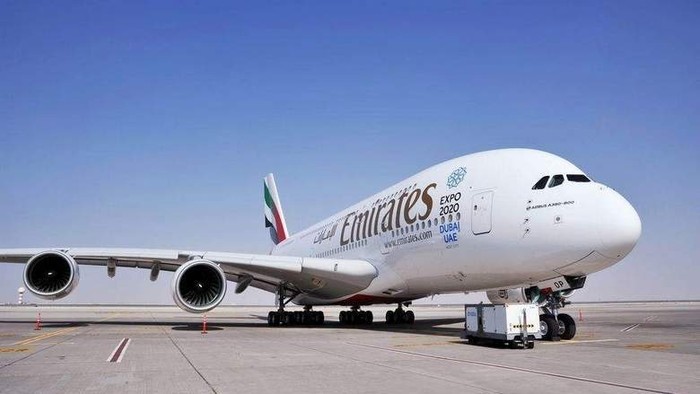 pesawat Emirates