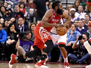 Triple-double Harden Antar Rockets Lanjutkan Rentetan Kemenangan