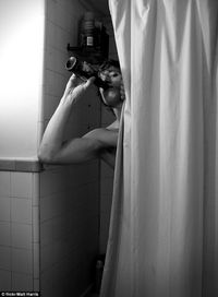 Wow, Kini Ada Bir Khusus yang Bisa Diminum Sambil Mandi!