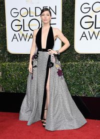 10 Selebriti dengan Gaun Terbaik di Golden Globes 2017
