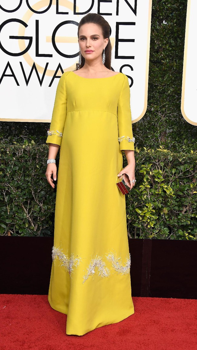 Natalie Portman, Annual Golden Globe Awards at The Beverly Hilton Hotel on January 8, 2017 in Beverly Hills, California.  (Photo by Frazer Harrison/Getty Images)