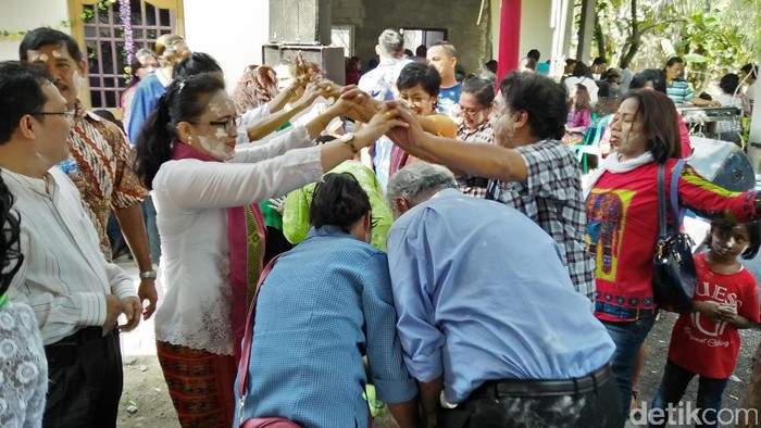 Ritual Mandi-mandi, Perkawinan Budaya Betawi-Portugis