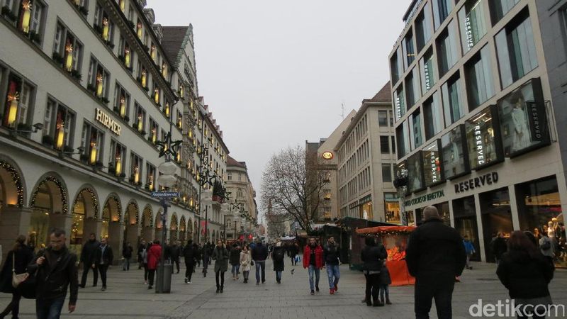 Foto: 10 Kota di Dunia yang Ramah Traveling Buat Pejalan Kaki