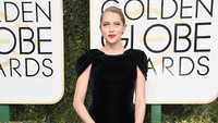 Teresa Palmer selalu terlihat memesona seperti saat mengenakan dress hitam di acara tahunan tersebut. Frazer Harrison/Getty Images/detiKFoto.
