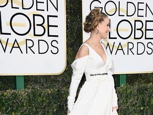 Inspirasi Busana Pengantin dari Tren Gaun Putih Seleb di Golden Globes