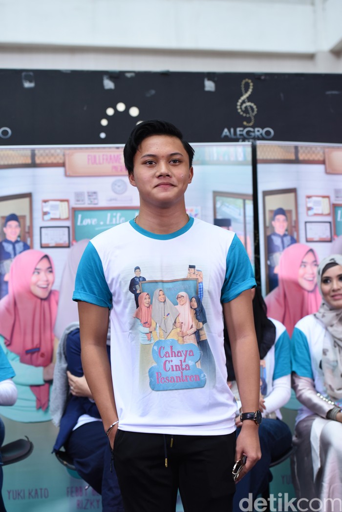 Rizky Febian: Suatu Kebanggaan Bisa Main Film