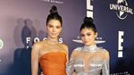 Kendall dan Kylie Jenner Tampil Glamour di Golden Globe 2016