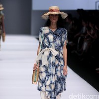 Koleksi terbaru dari brand Purana for Blibli.com di Jakarta Fashion Week 2017. Senayan City. Jakarta. [Foto: Mohammad Abduh/Wolipop]