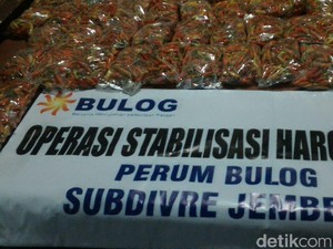 Jual Cabai Murah, Operasi Pasar Bulog di Jember Diserbu Warga