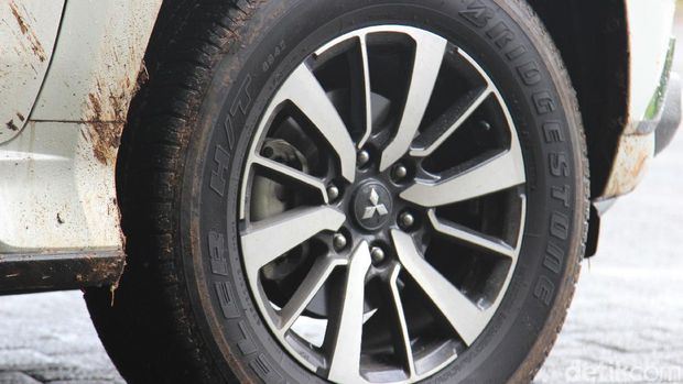 Ototest: Mitsubish Pajero Sport