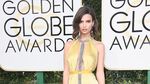 So Sexy! Emily Ratajkowski Pamer Kaki Jenjang