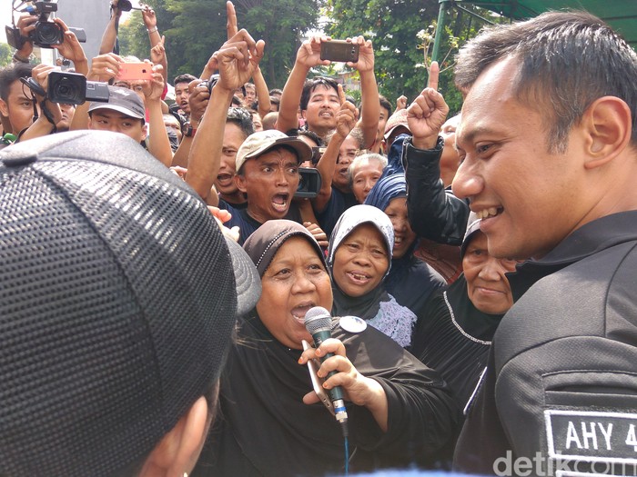 Agus Janji Prioritaskan Warga ber-KTP DKI dalam Pembangunan