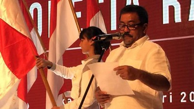 Rano Karno Bacakan Dedication of Life di HUT PDIP
