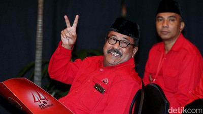 Menteri dan Para Tokoh Menghadiri HUT PDIP