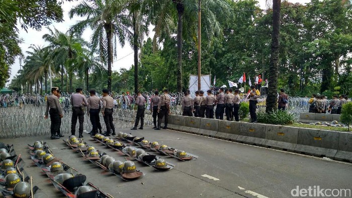 Polisi: Sidang Ahok Lancar, Tak Ada Konflik Antara 2 Kelompok