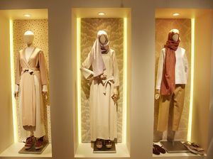 Uniqlo Akan Luncurkan Koleksi Jilbab Hingga Abaya di Kanada